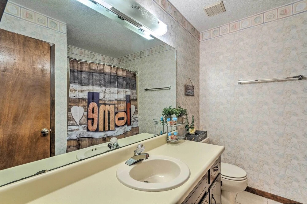 Close to Beaches - Family-friendly Home w/ Pool!