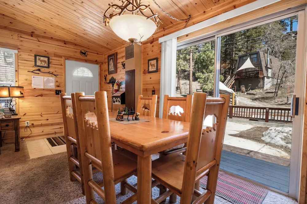 Amazing Cabin - Close To Ski Resort and Village