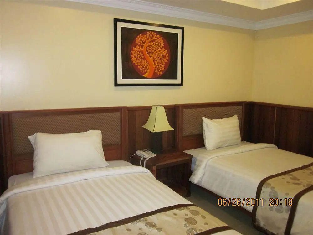 Skyway Hotel