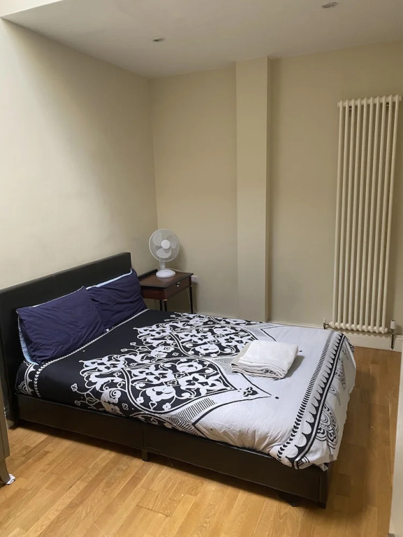 Spacious 3-bed Apartment in Central London