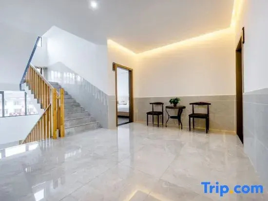 Hongya Xiangju Homestay (Wawu Mountain Scenic Area)