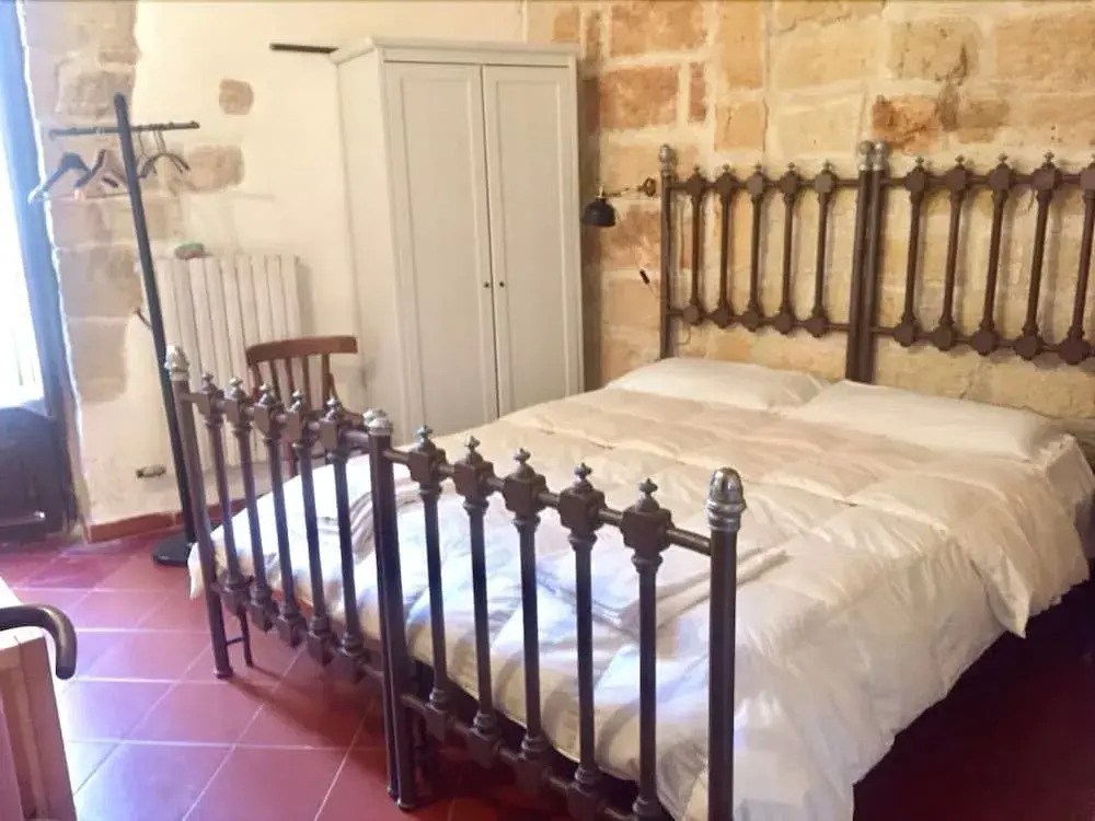 Levante Rooms