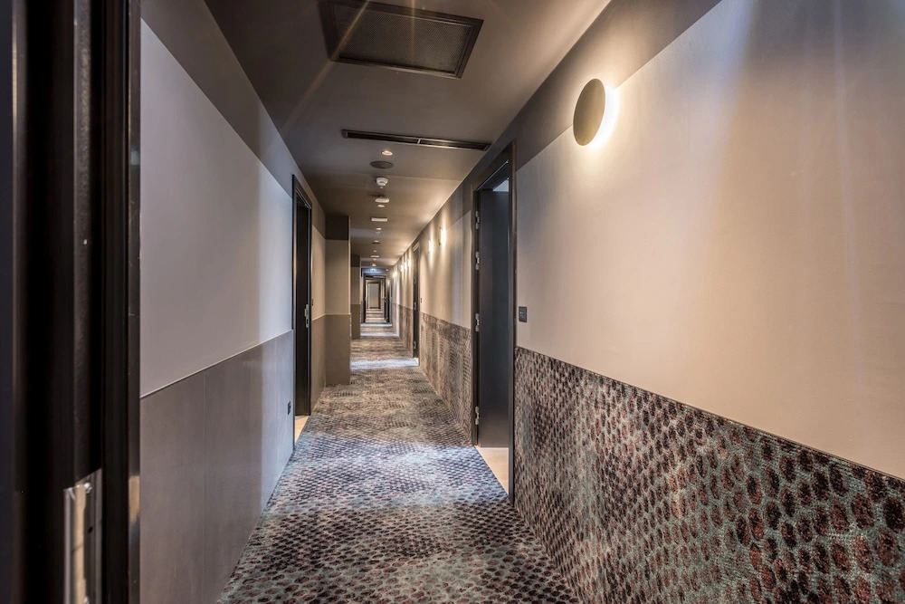 Cora Hotel