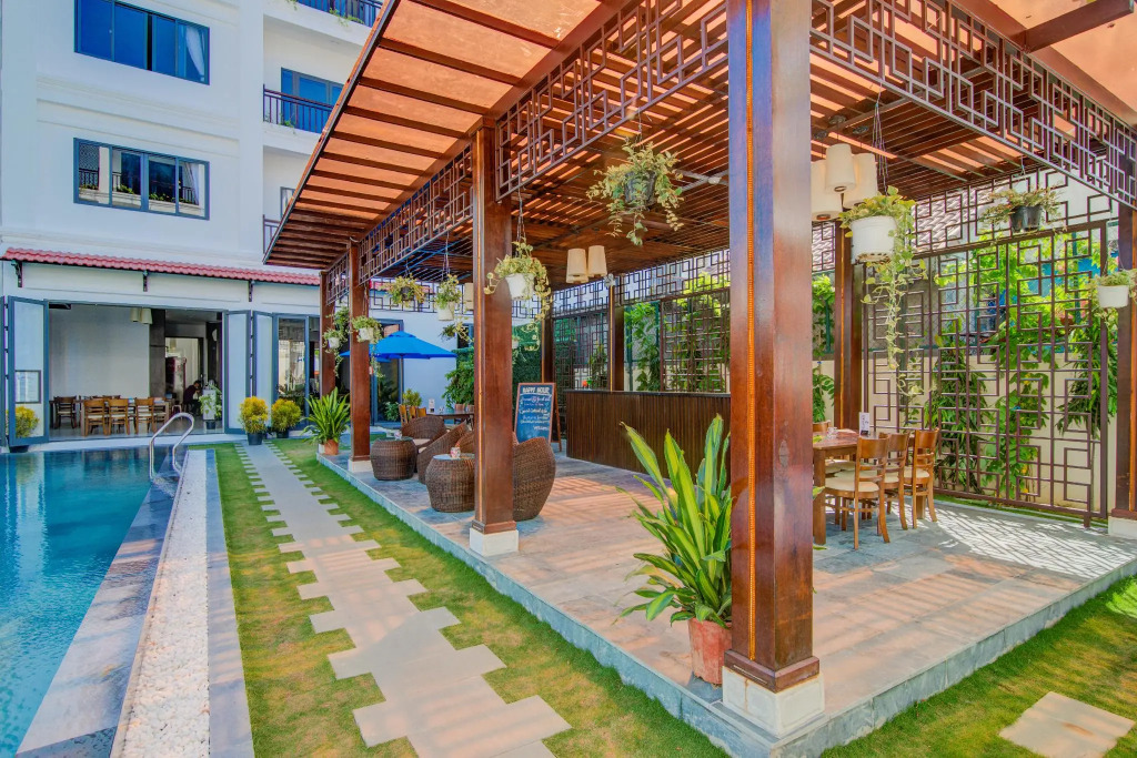 White Lotus Hotel Hoian