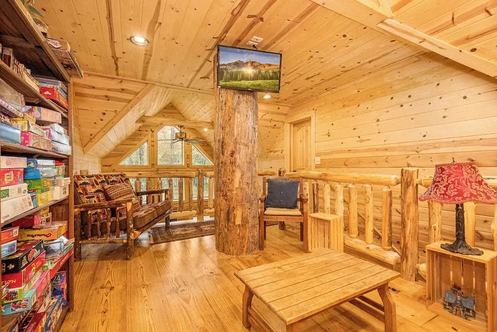 Big Log Lodge