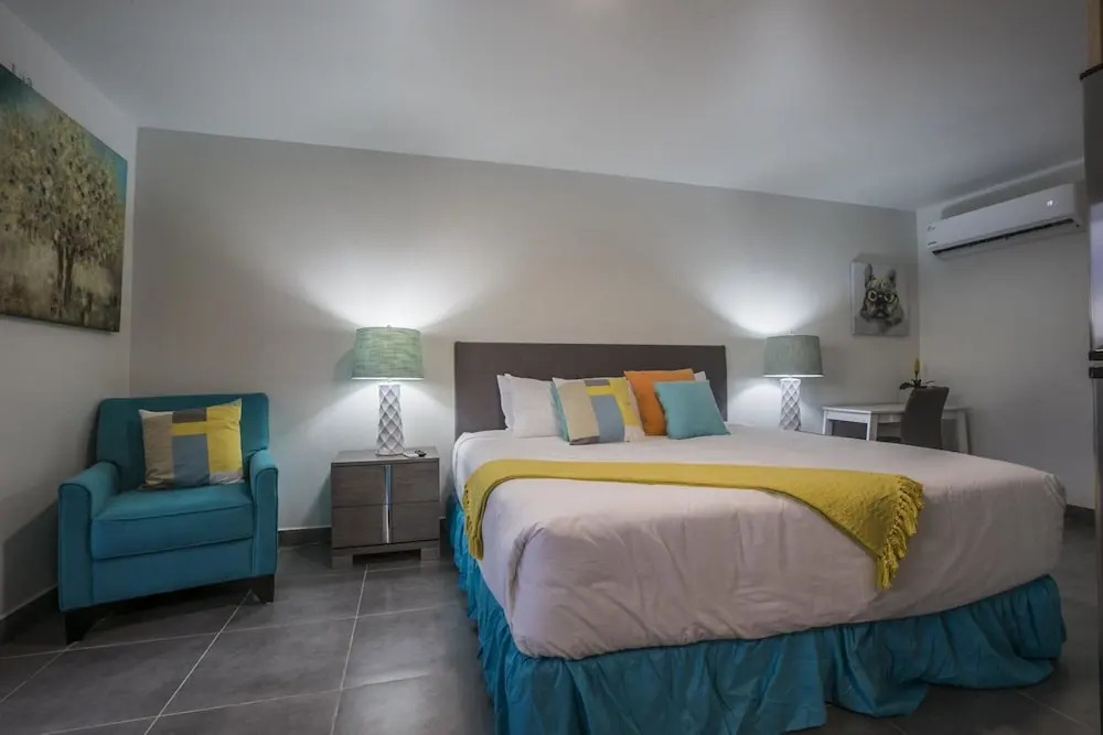 Turibana Plaza Suite 7