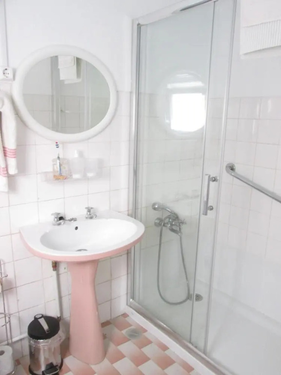 House With 2 Bedrooms in Sintra, With Wonderful City View, Enclosed Ga