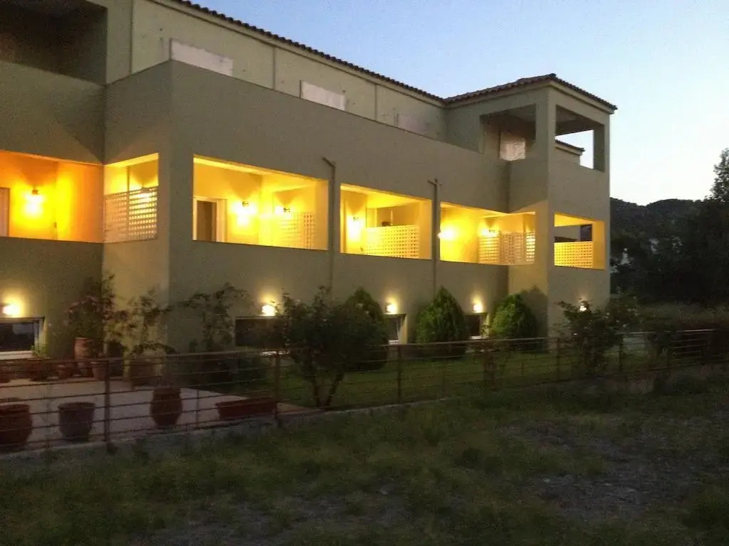 Vassilis Studios