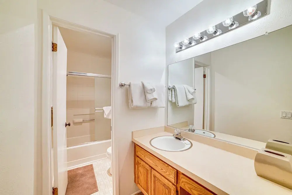 St Anton Condo in Mammoth Lakes!