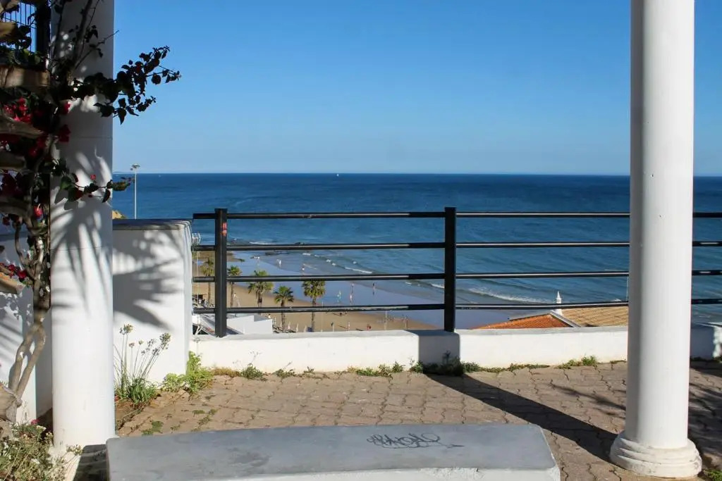 Varandas do Mar Apartamento T2R frente mar Olhos de gua Albufeira