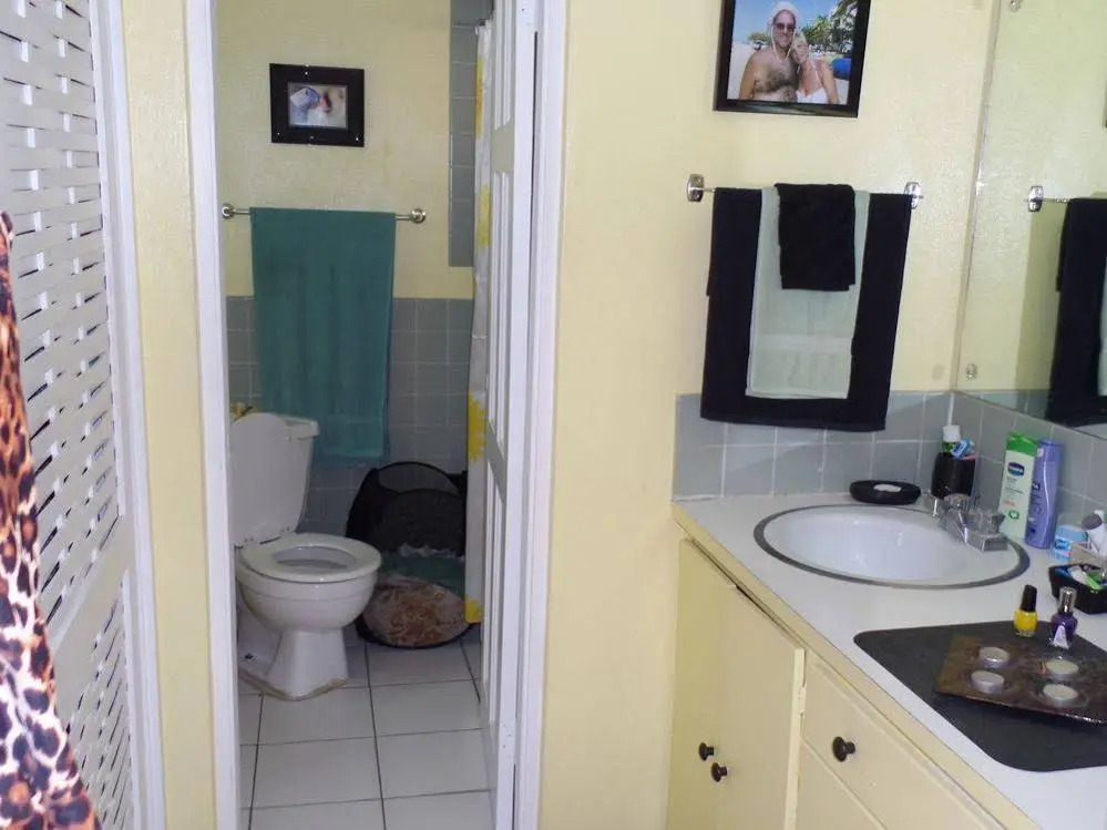 Skytop Beach Studio at Mobay Club