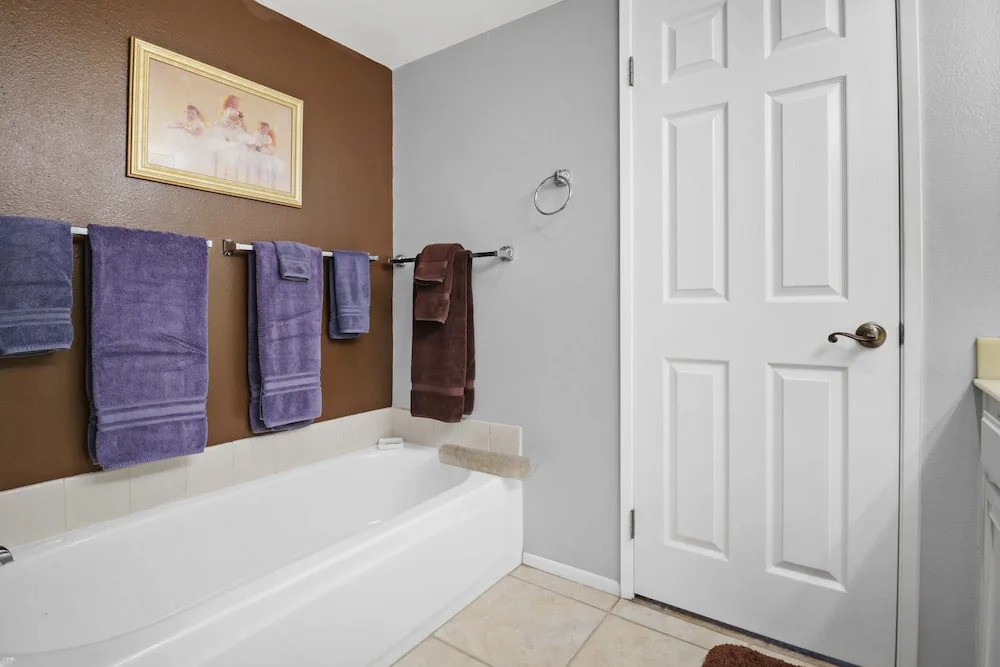 2BR 2BA Charming Cathedral City Condo With Territorial Views