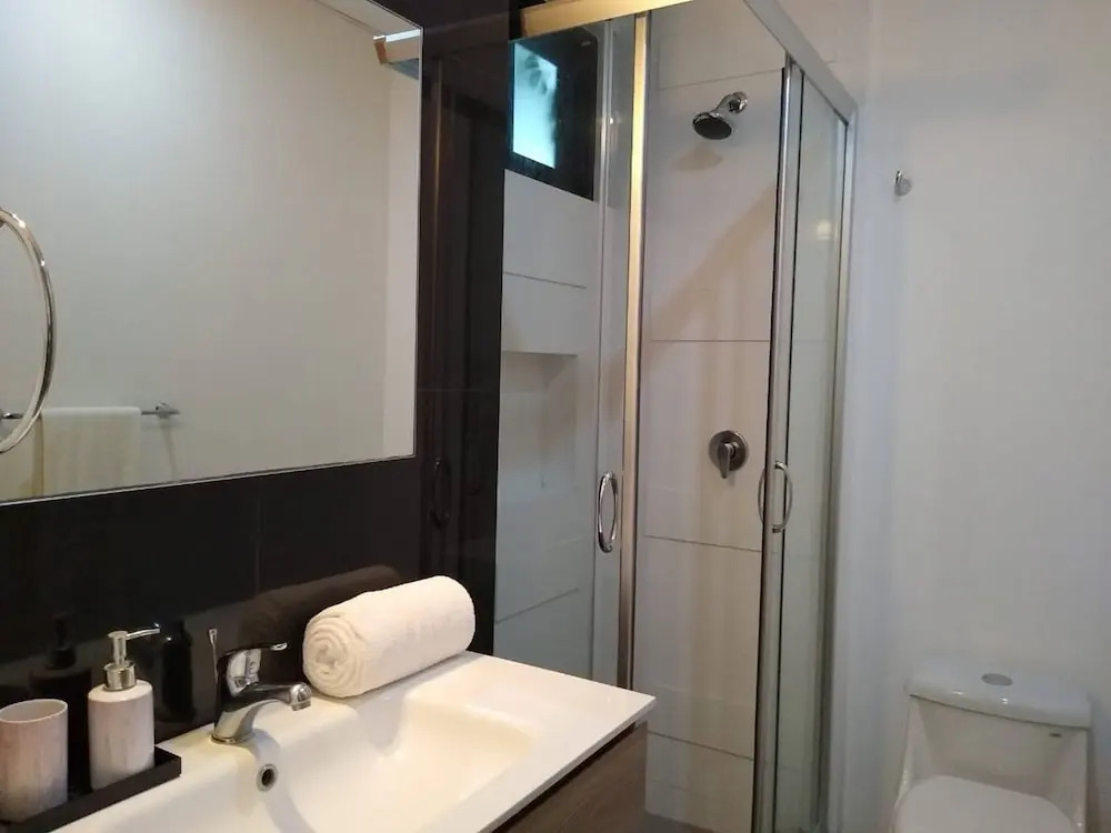 Studio close to 5th Av, with Amazing Roof Pool View, Gym, Spa and more