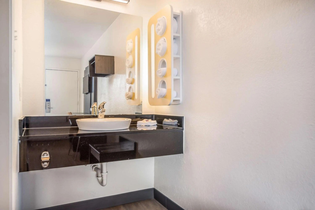 Motel 6-College Station, TX - Bryan