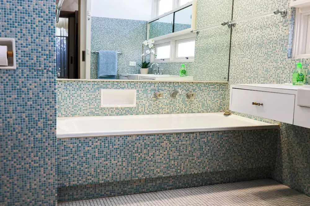 StayAU Spacious 6BR McKinnon Pool Home
