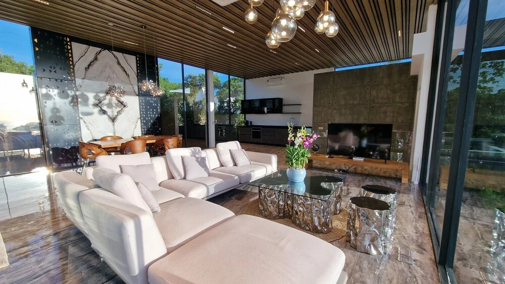 Villa Obsidian