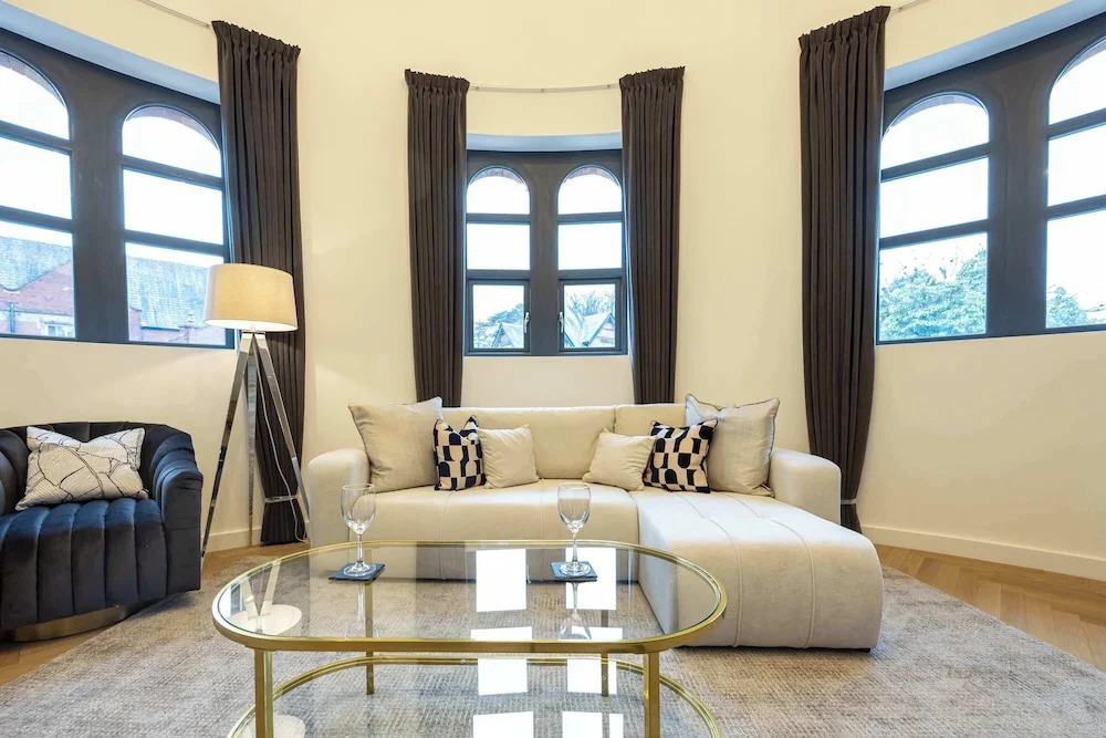 Luxury Church Conversion in Hale - Sleeps 4