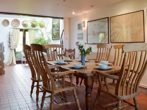 Sardis Cottage