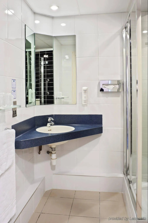 Holiday Inn Express Belfast City by IHG