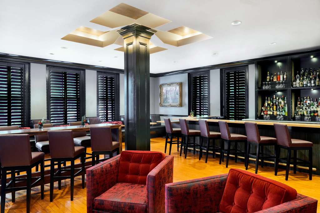 Inn at Carnall Hall