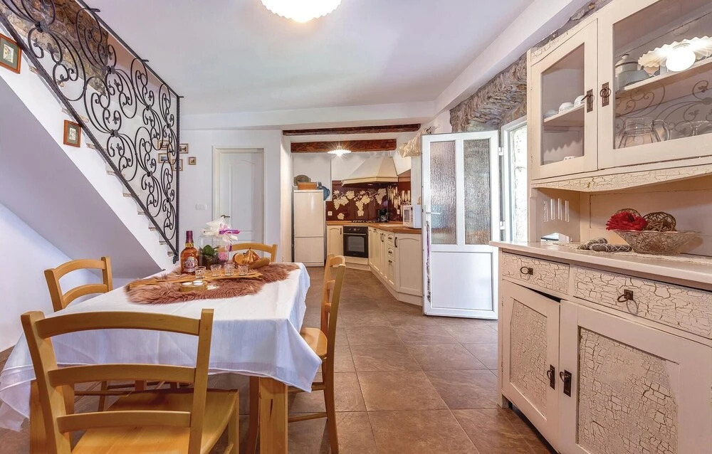 Awesome Home In Novi Vinodolski With Wifi