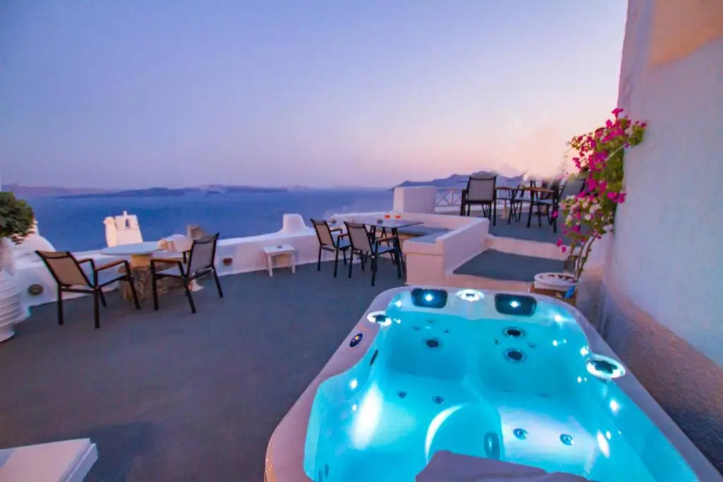 Alexanders Suites