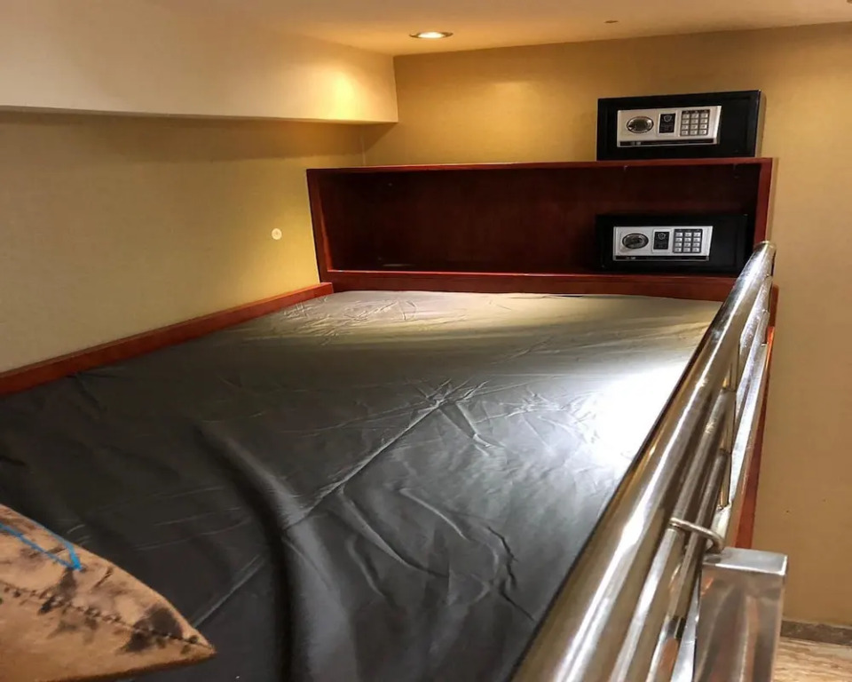 Rich Hostel
