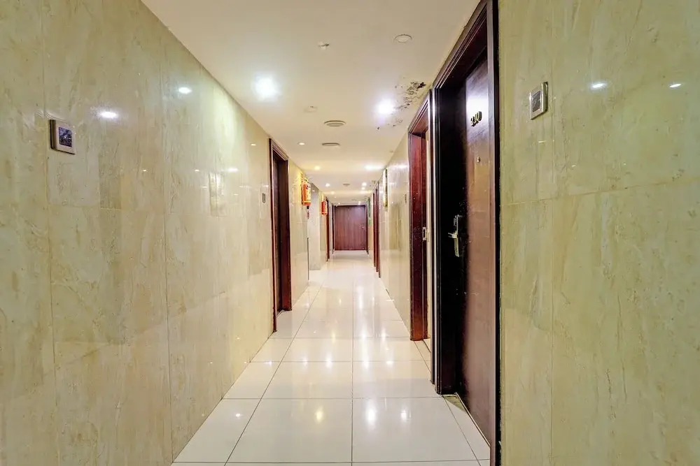 Fabhotel Western Inn