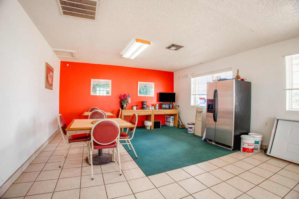 Holiday Motel Lordsburg I-10