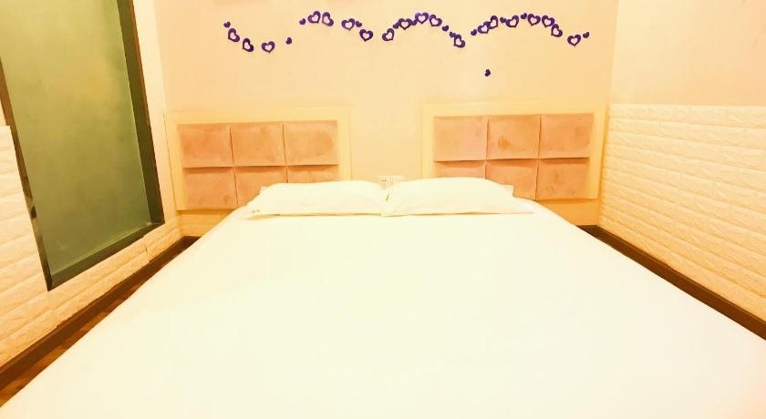 Leshan Haiyun International Youth Hostel