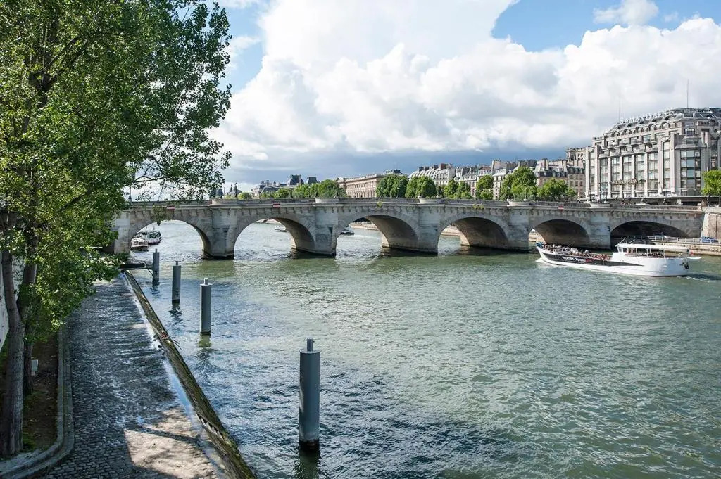 Paris 5e entre Notre Dame & Pantheon