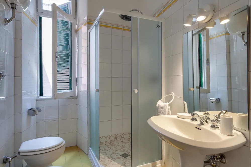 Travel & Stay - Mirabello