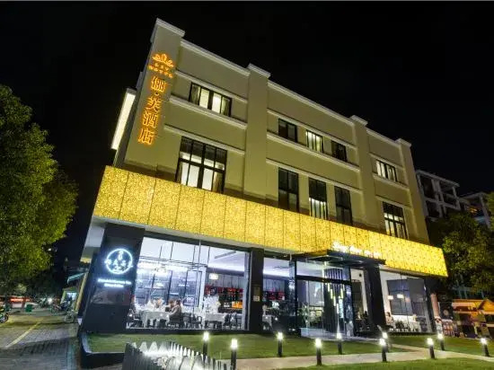 Liv Hotel