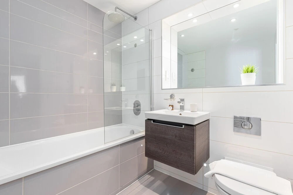 Impressive 2 Bed Penthouse in Wandsworth