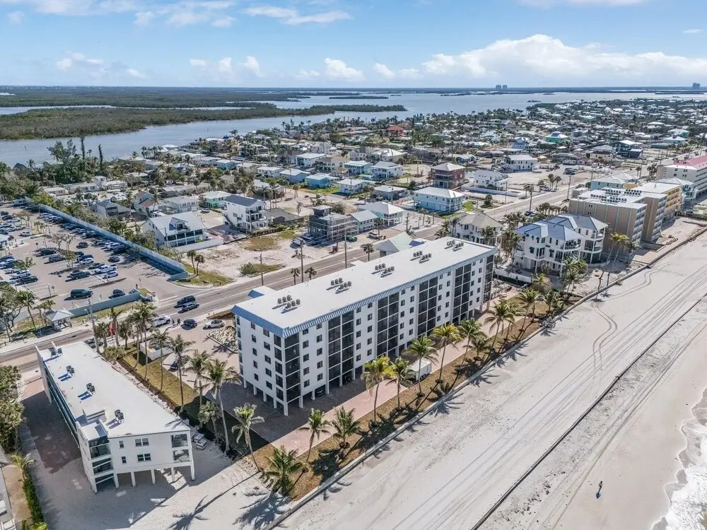 Seaside 108: Oceanview 2br/2ba Condo With Pool, Steps To Beach 2 Bedroom Condo