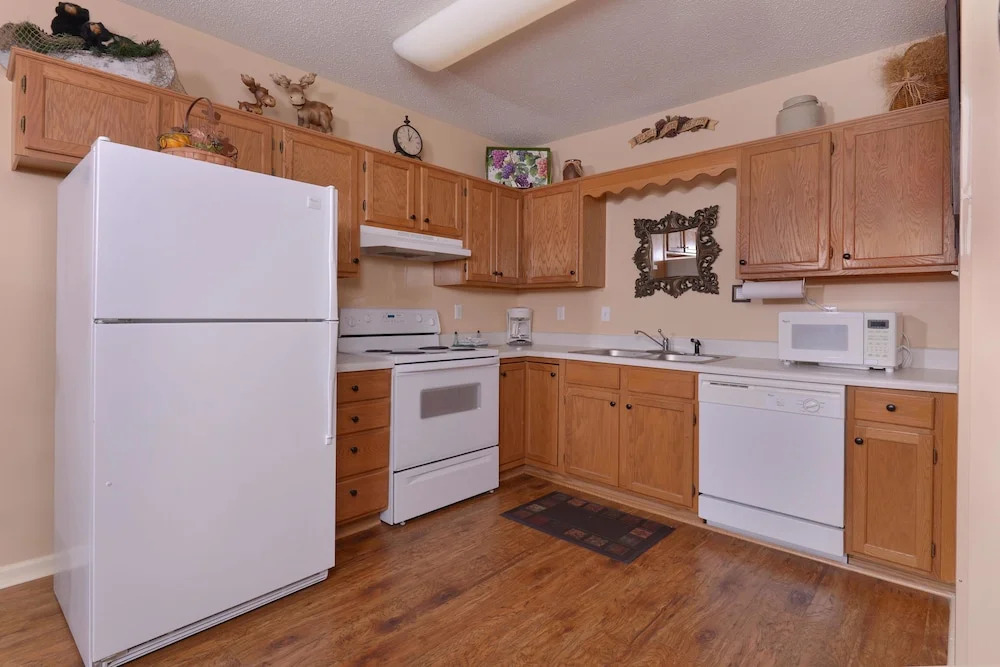 Whispering Pines 411
