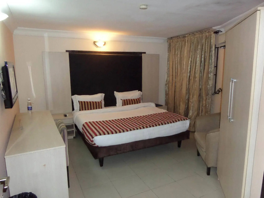 Signature Suites Victoria Island
