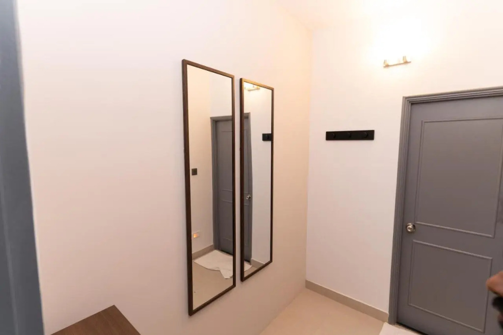 Regal Business Suites