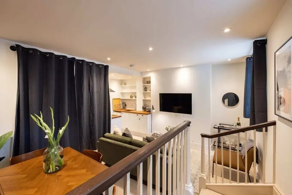 The Elephant & Castle Hideaway - Stunning 1bdr Flat With Patio