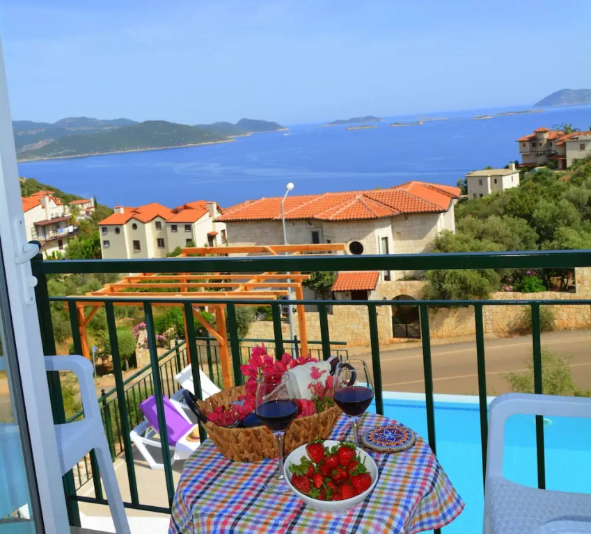 Soral Villa