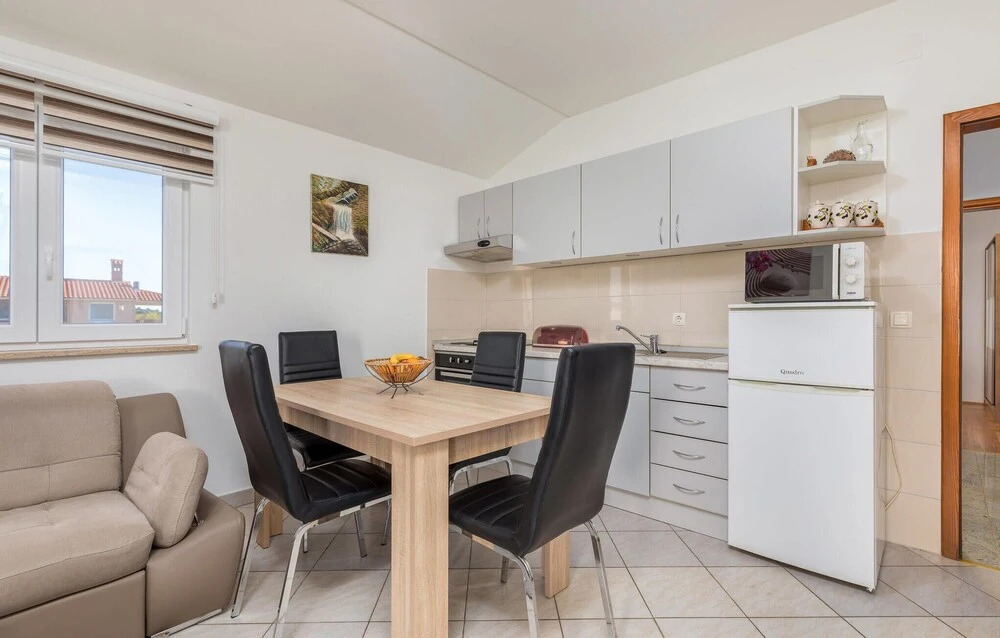 Awesome Apartment in Valbandon With Wifi and 1 Bedrooms