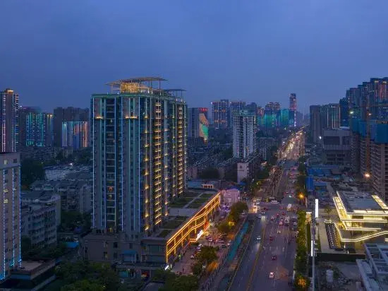 Vienna Hotel (Wuchang Jiangtan Xujiapeng Subway Station, Hubei University)