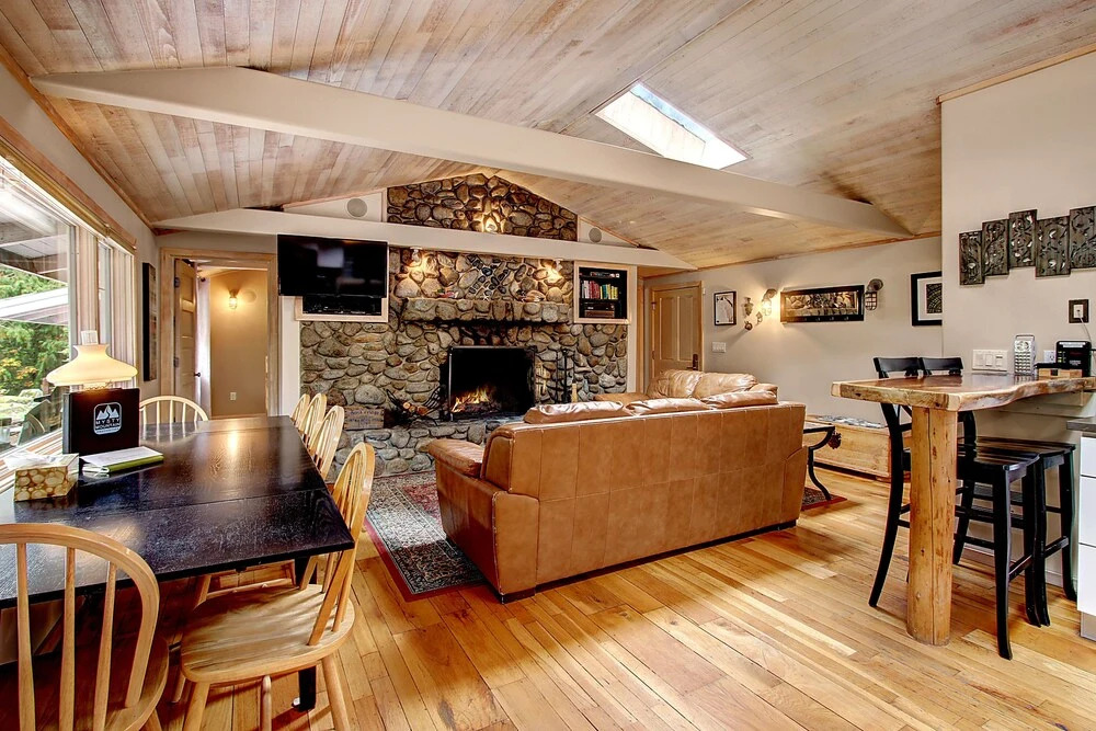 Riverside Ranch with Guest Cabin and Fireplace