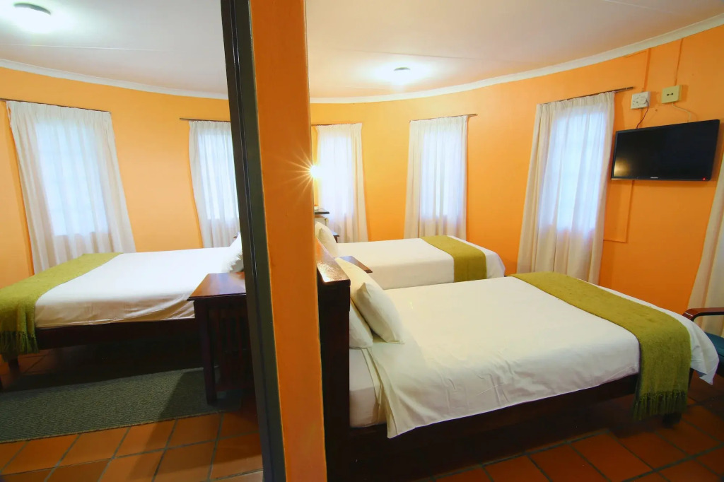 Kalahari Arms Hotel