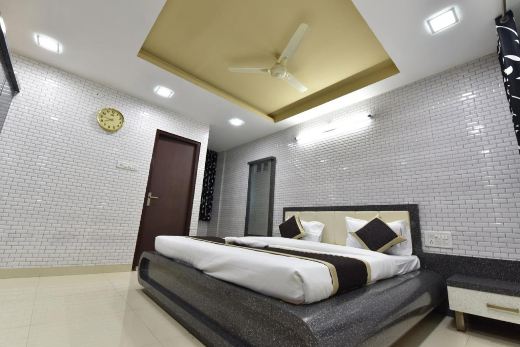 Hotel 7