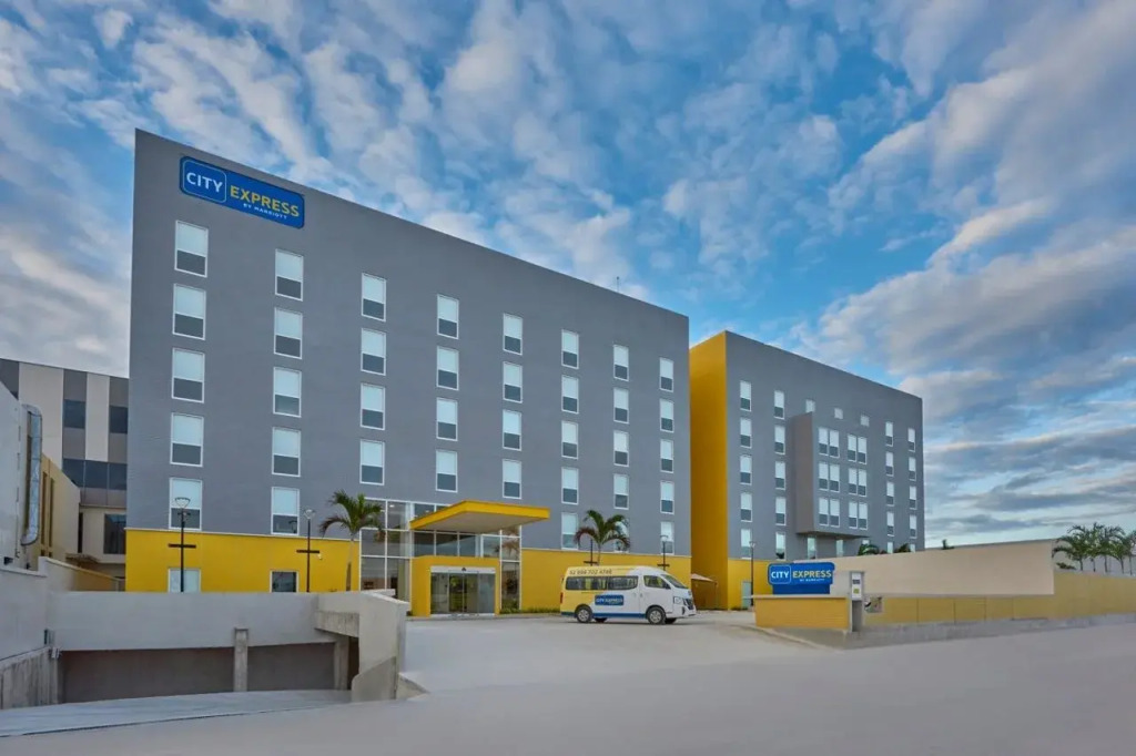 City Express by Marriott Cancun Aeropuerto