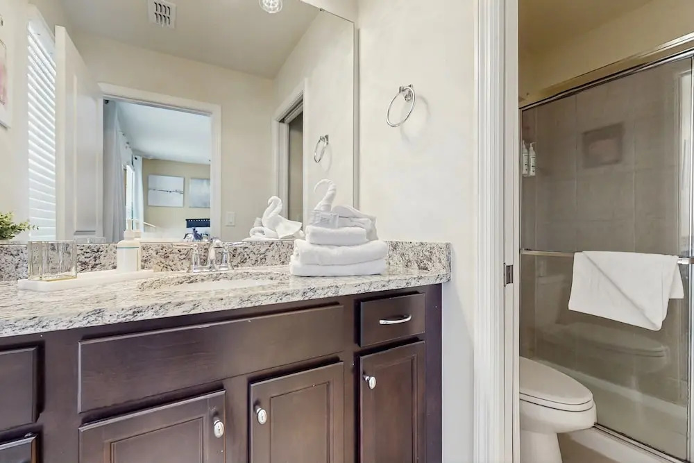 Dog-friendly House With Private Heated Pool, Sports Courts, Game Room, Pool, AC