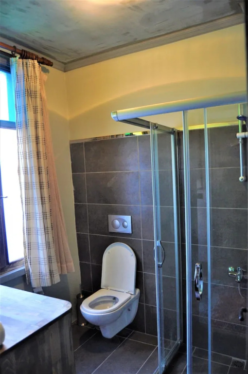 Rooftop Balat Rooms and Apartments Vodina