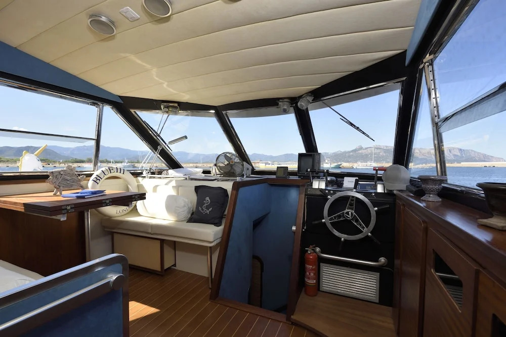 Blue III Yacht
