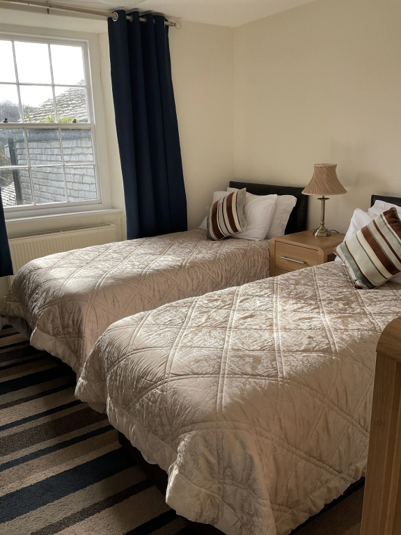 Number 52 Bed & Breakfast